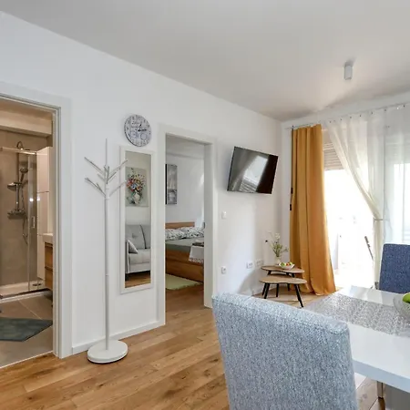 Charming Sparcle In Dalmatia Apartamento *