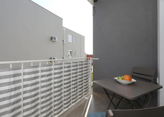 Charming Sparcle In Dalmatia Apartman *