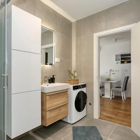 Lejlighed Charming Sparcle In Dalmatia *