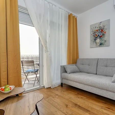 Charming Sparcle In Dalmatia Zadar