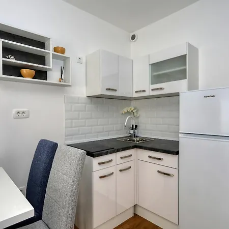 Charming Sparcle In Dalmatia Lejlighed *