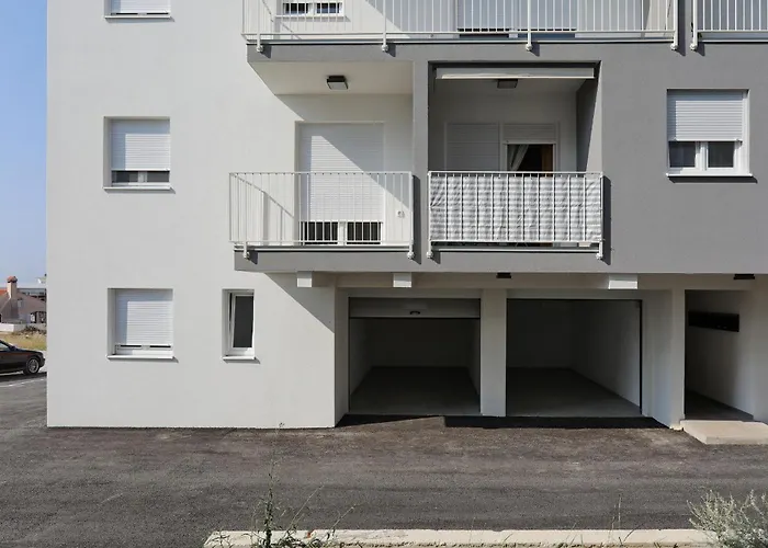 Charming Sparcle In Dalmatia 公寓